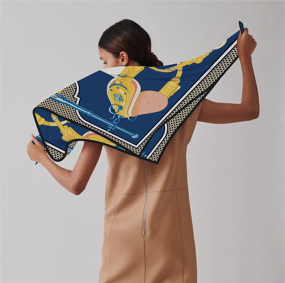 90x90cm New Design Shawl Carriage Chain Printed Silk Scarf Square Scarves Lady Wraps Kerchief Woman Neck Shawl Wraps Echarpes