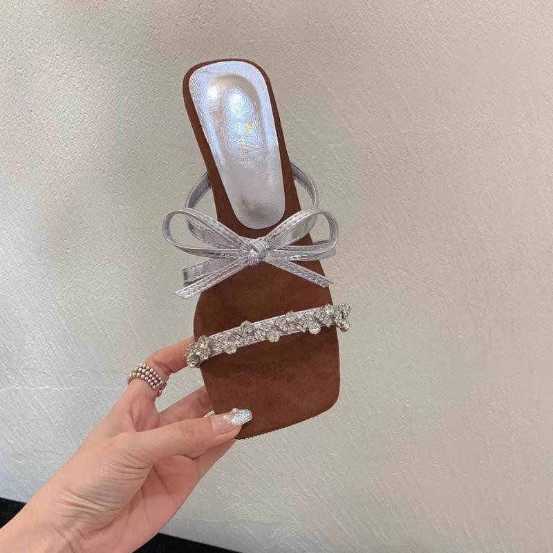 

Bow rhinestone one-word slippers women s summer new super foreign style versatile fashion wedge heels high heels with skirt shoes 39 серебряный