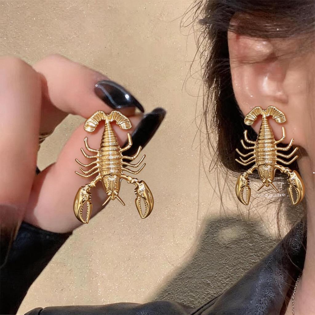 Silver Needle Metal Style Lobster Claw Earrings - Personalized High-End Fashion with European-American Design