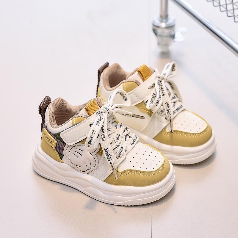 Herbst und Winter neue Kinder Leder Sport kleine weiße Schuhe Jungen und Studenten lässige Board Schuhe Mädchen Babyschuhe