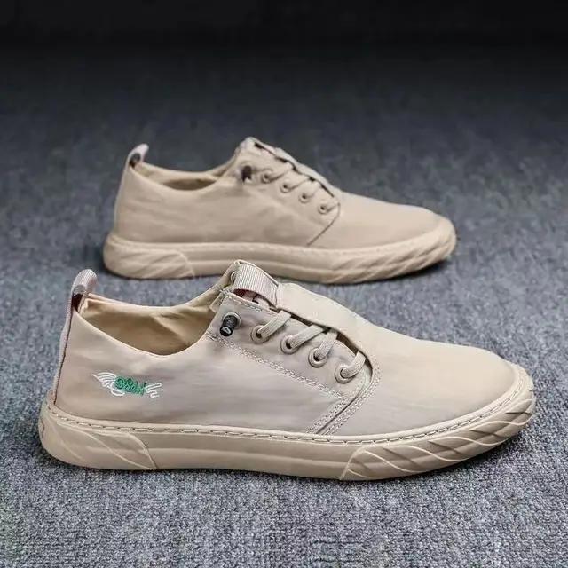 Zapatos de Tela de Pekín Antiguos para Hombre Verano Tela de Seda de Hielo Transpirable Protección Laboral Slip-on Zapatos de Tablero Casuales de Lona Blanca para Hombre