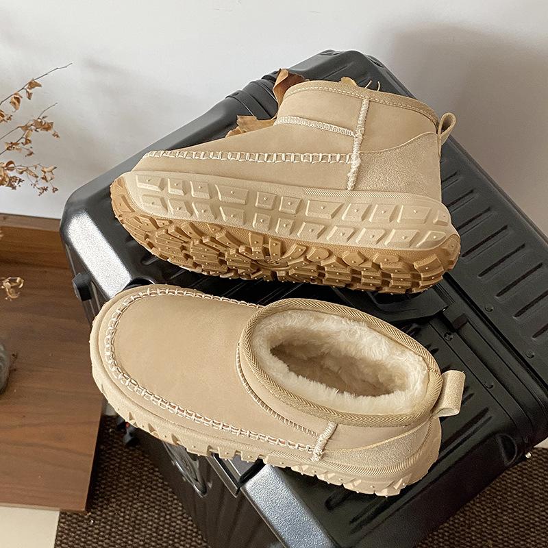 Short snow boots women's tire sole fleece thermal shoes 2025 winter non-slip and wear-resistant cowhide wool sneakers