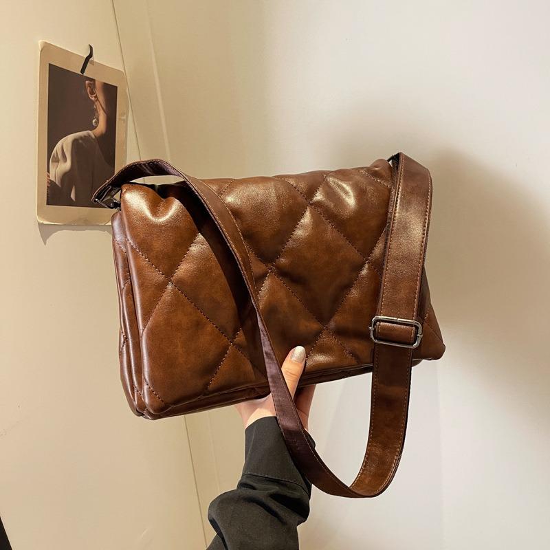 Premium sense large capacity down bag women's new versatile diamond simple lightweight casual women's shoulder messenger bag