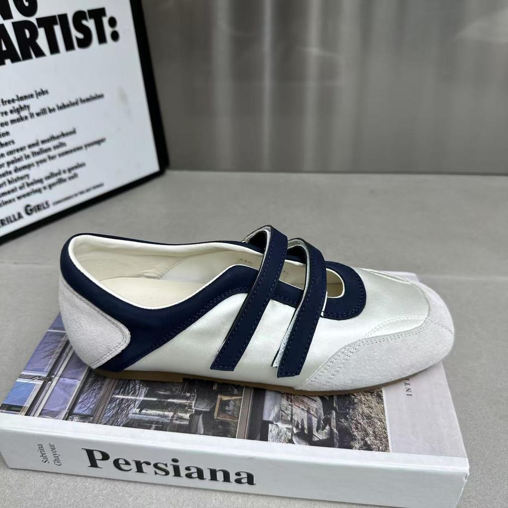 Dopamine Velcro Ballet Shoes Shallow Mouth Women's Single Shoes 2025 Summer New Flat Heel Soft Sole Mary Jane Shoes Women's Shoes