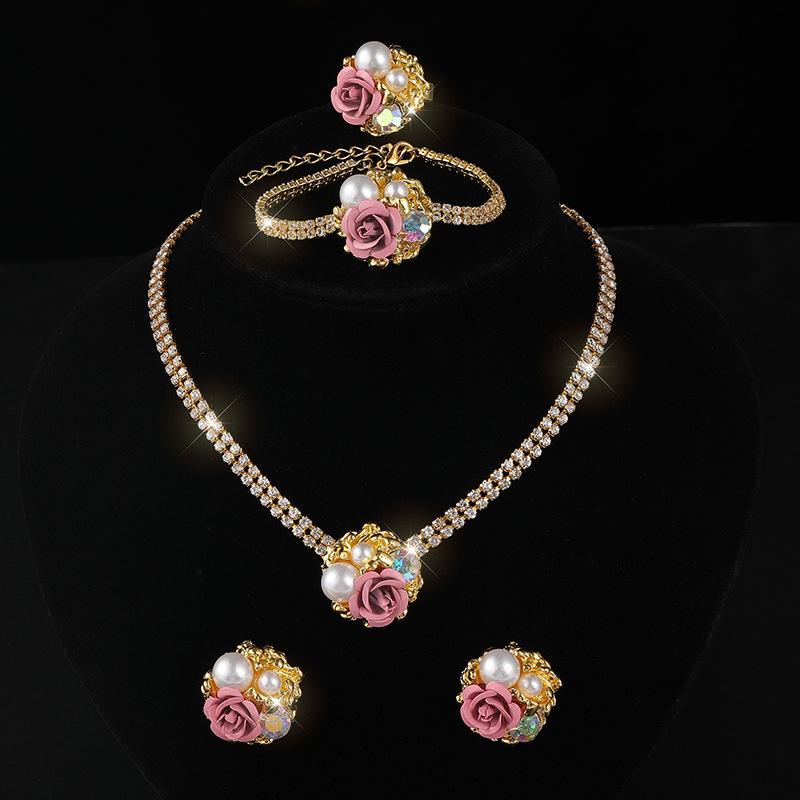 Full Diamond Necklace Earrings Ring Bracelet Four-piece Set Rhinestone Hollow Diamond Collar Bridal Set
