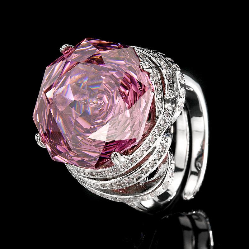 

Adjustable 18mm Cushion Cut Emerald Crystal Statement Ring Encrusted Cocktail for Women Fashion Party Jewelry Gift Accessories Adjustable рожевий