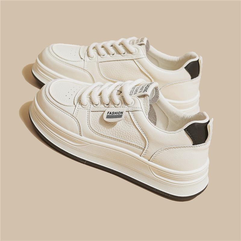 2025 spring stepping on shit feeling white shoes women's new popular versatile thick-soled student soft-soled casual sports board shoes