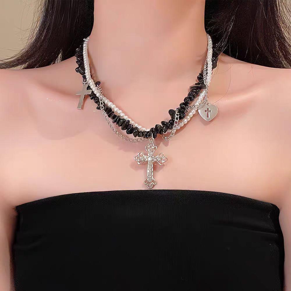 Double cross irregular necklace female European and American trendy fashion personality Internet celebrity collarbone chain chocker accessories