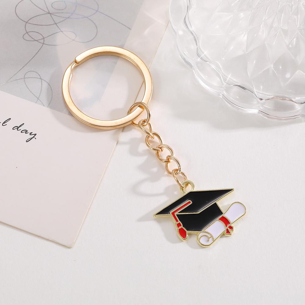 Graduation Cap Pendant Keychain - Creative Souvenir for Graduation Season, Stylish Bag Accessory Single (No Packaging)