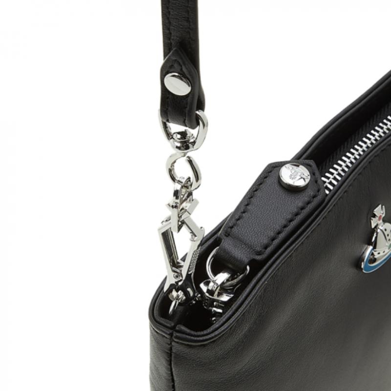 Vivienne WeStwood Women S Square croSSbody Bag 51160005 L001l N403