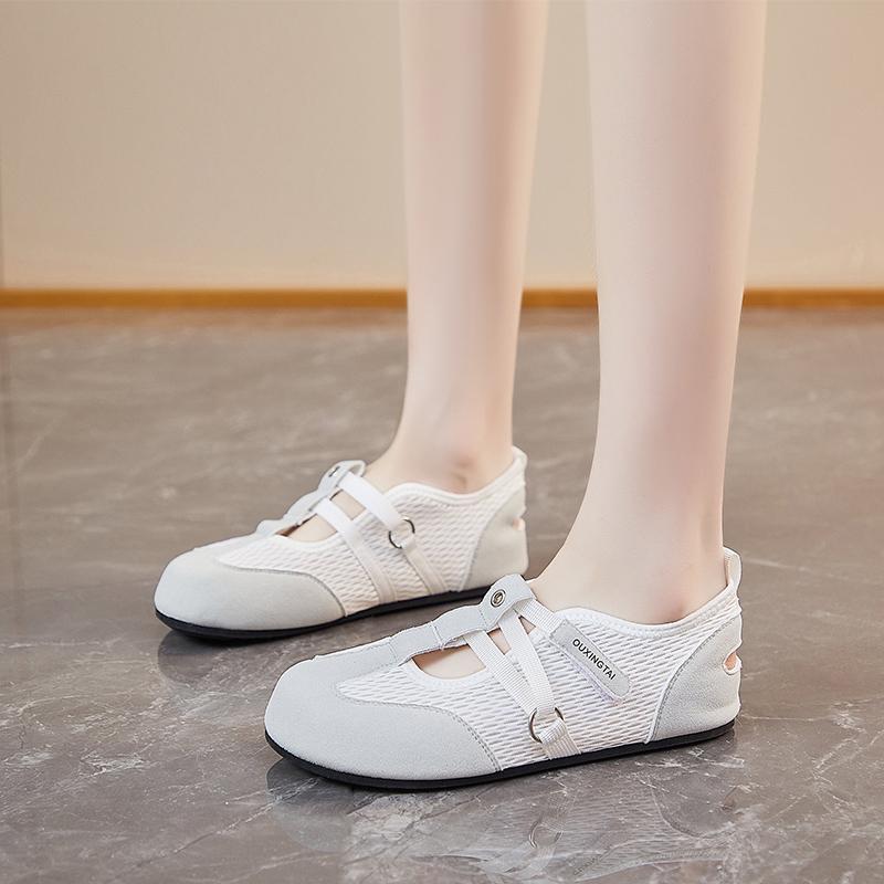 Fashion 2025 New Summer Shoes New Hollow Mesh Breathable Flat Casual Board Shoes Patchwork Mesh Shoes Shallow Mouth Designer