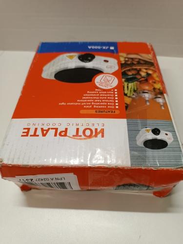 Ecost Customer Return, Mini Cooker Electric 500 W Adjustable Grill Plate Cast Iron Travel Camping 10