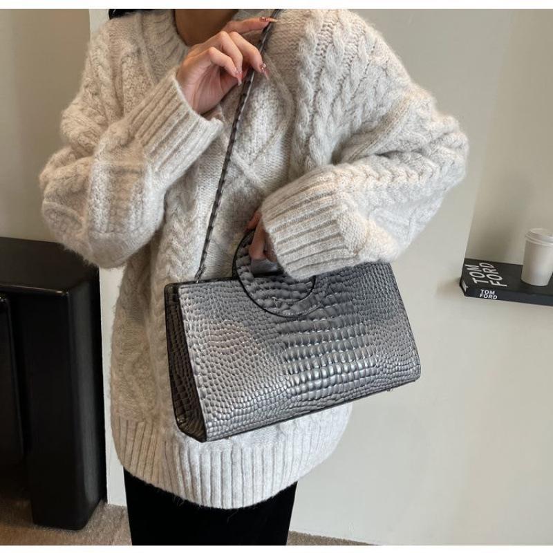 Large-capacity Briefcase European and American Fashion Trendy Women's Crocodile Pattern Texture Shoulder Portable Messenger Women's Bag