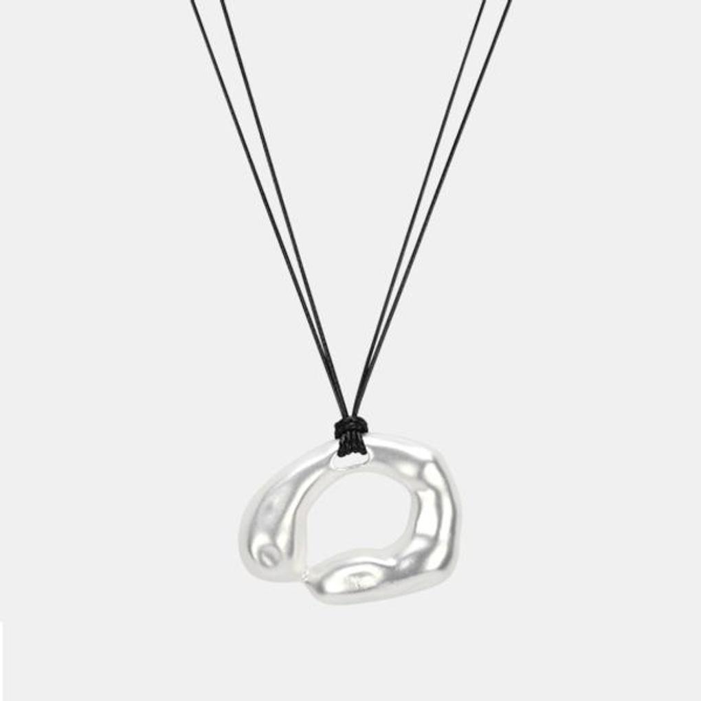 

L.cate Drop Necklace Long Necklace Leather Strap Bold Point Accessory LEAR020