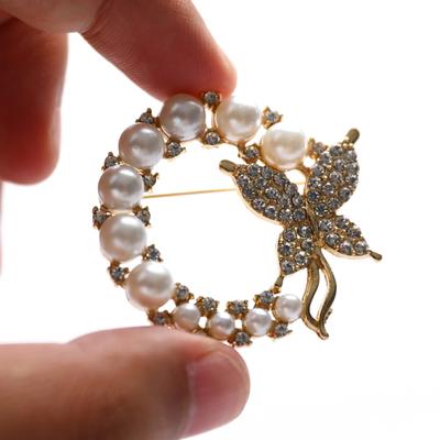 Pearl And Rhinestone Circle Brooches Trendy Elegant Butterfly Brooch Pins Gifts