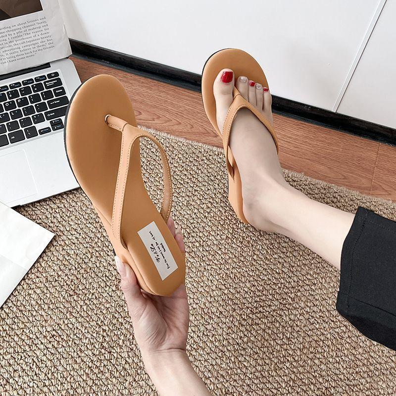 Thick bottom slope heel high heel pinch foot cool slippers women summer wear flip-flops women 2025 new high-end cool slippers women