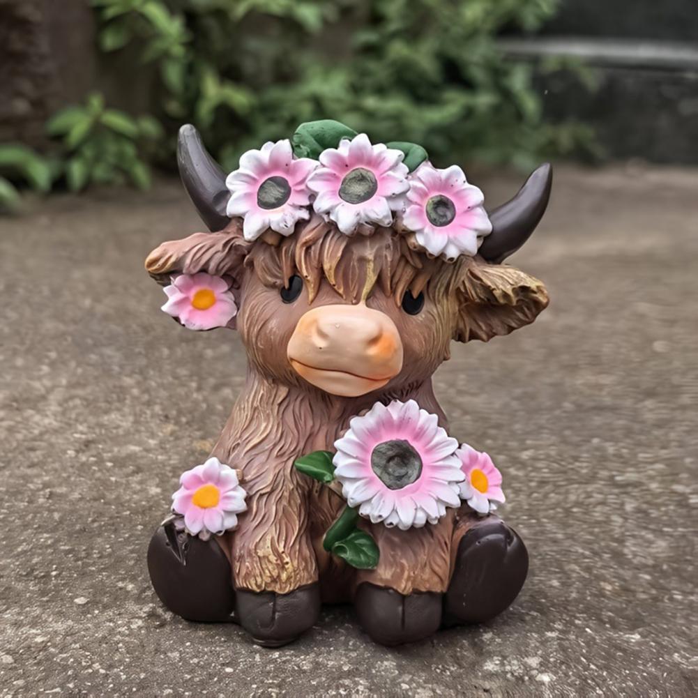 Modern Cow Sculpture Highland Cow Cute Flower Vase Highland Cow Resin Vase Decorative Planter for Plants Flowers Home Decor