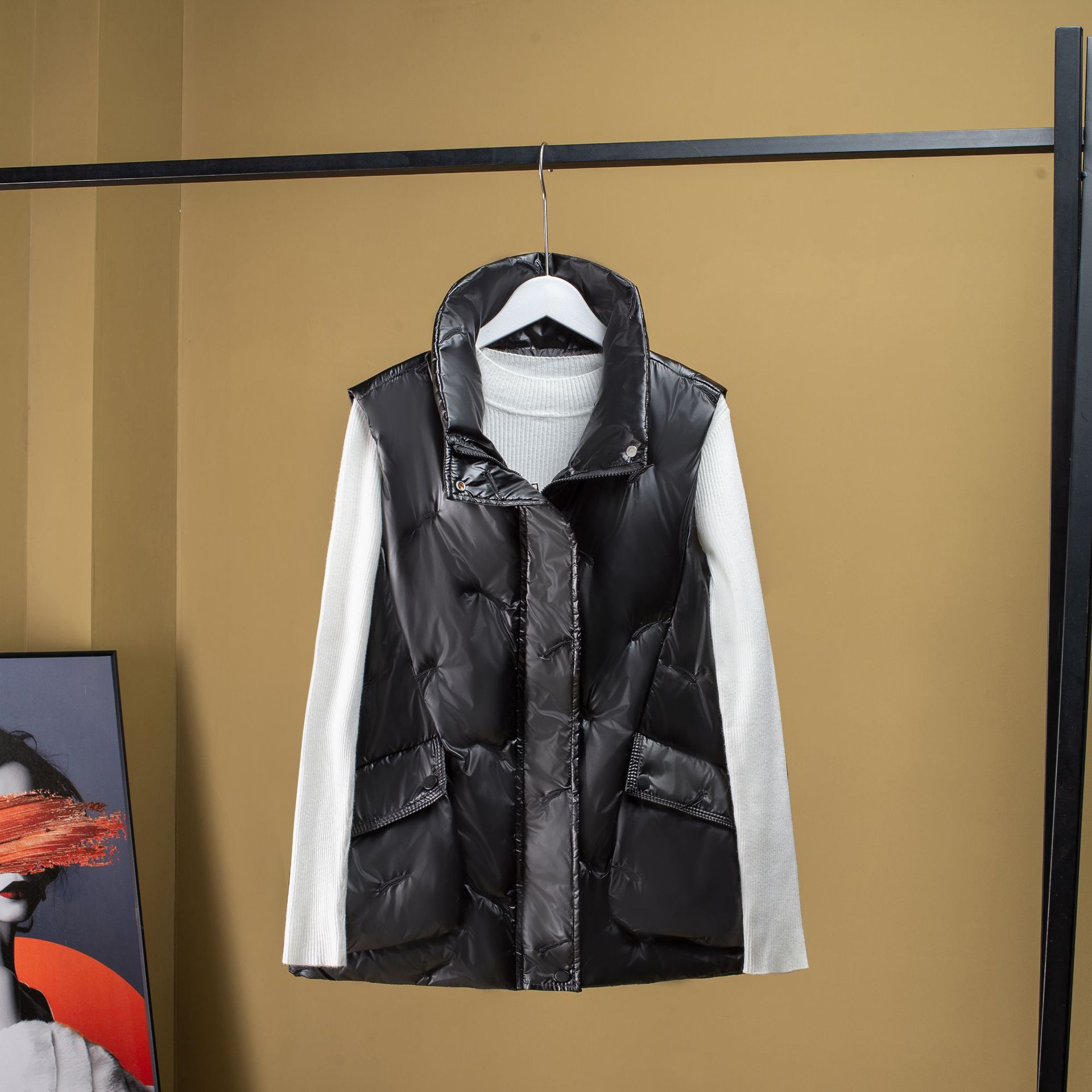 

Женский короткий пуховый жилет, новая зимняя одежда, вышитый, свободного кроя, на белом утином пуху, теплая куртка M-80-110 чёрный