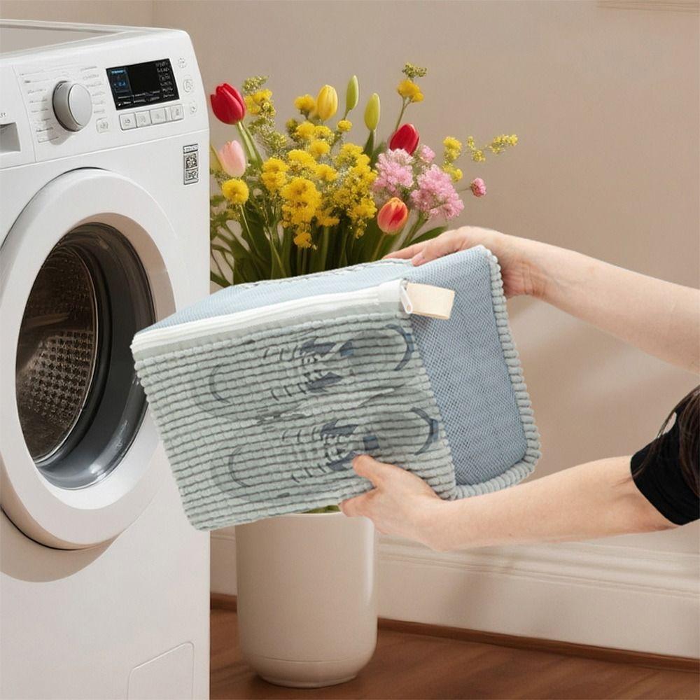 Zipper Closure Shoe Washing Bag Fluffy Chenille Shoes Cleaning Bag Durable Laundry Bag  Household