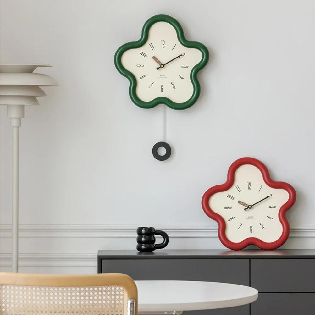 Cream Style Living Room Wall Clock Minimalist Digital Clock Restaurant Creative Swinging Digital Wall Clock Home Decoration