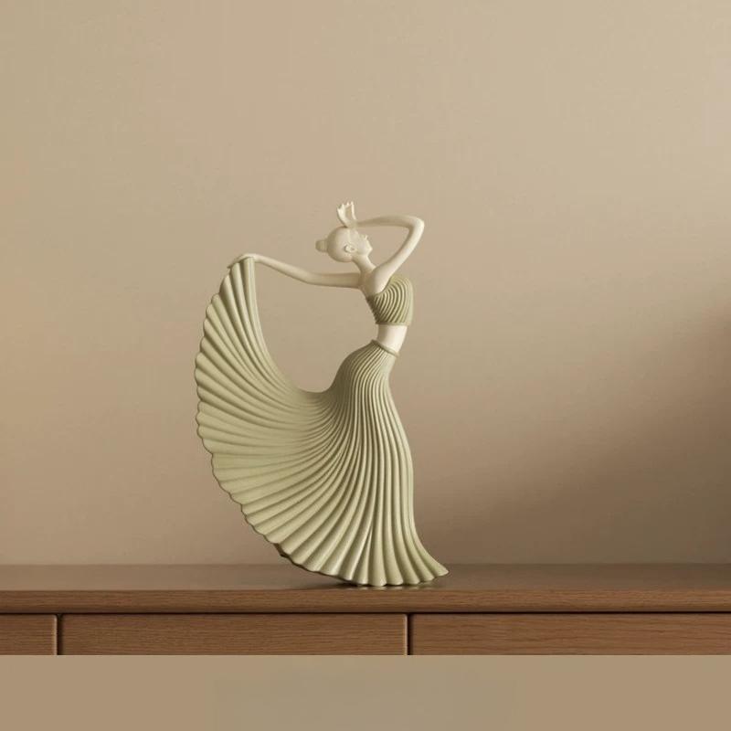 

BEPAN 1PC Peacock Dance Lady Art Figure Ornament High End Retro Chinese Style Home Decor Statue For Living Room Entrance Decoration