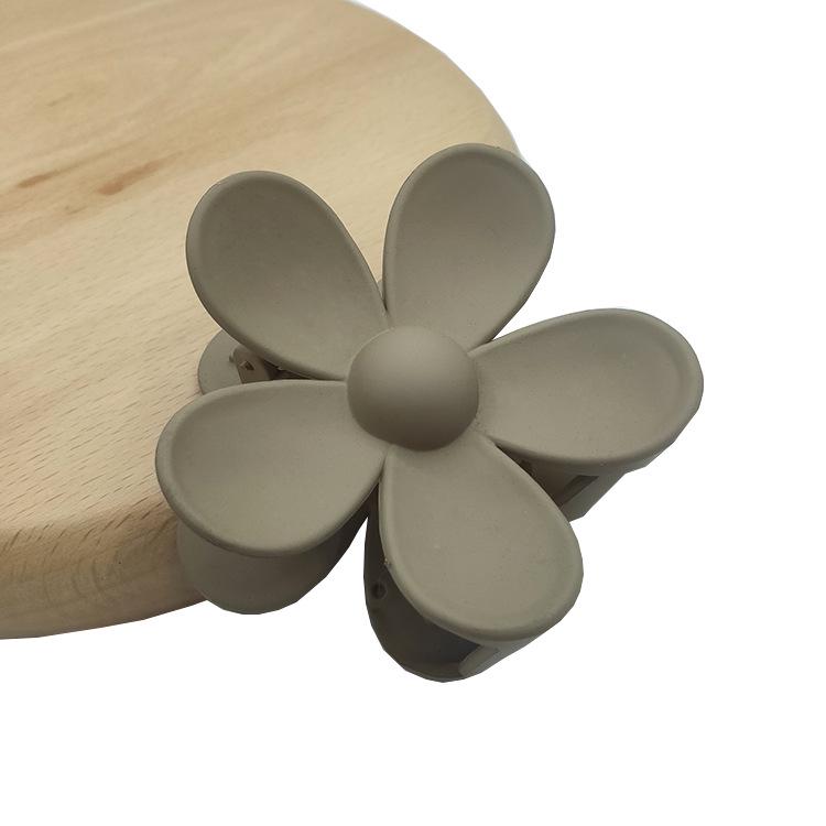 Matte Flower Hair Claw: Five-Petal Clip for Updo & Ponytail