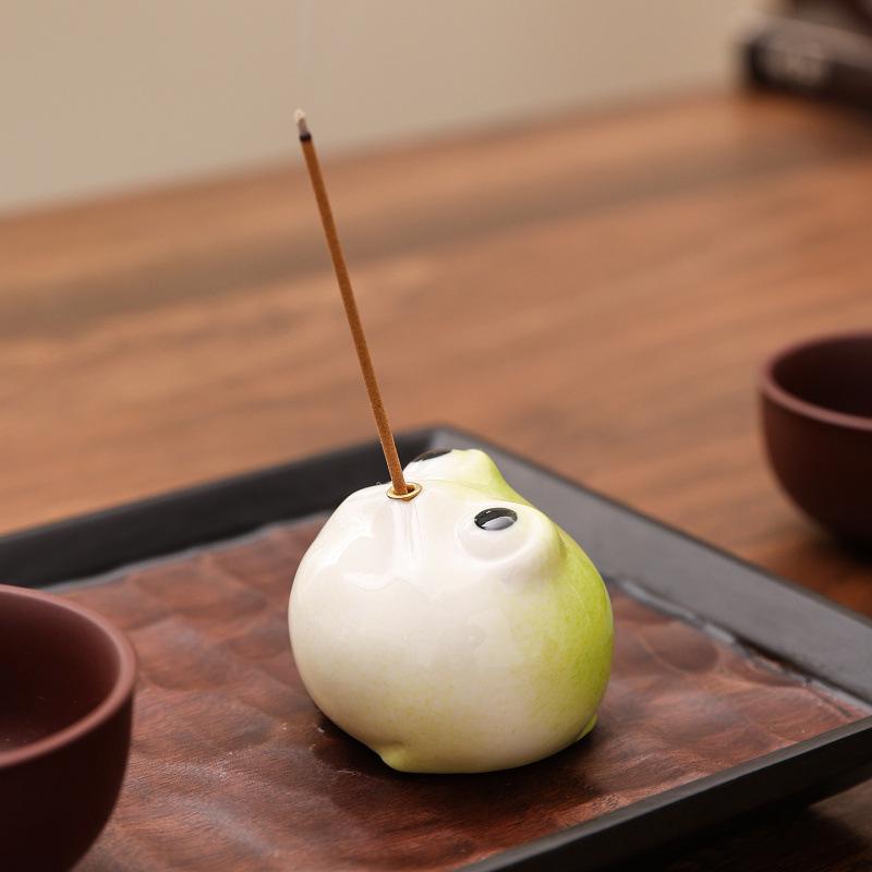 Cute Ceramic Cartoon Animal Incense Holders: Frog, Dolphin, Walrus, Gourd – Fun Desktop Decor