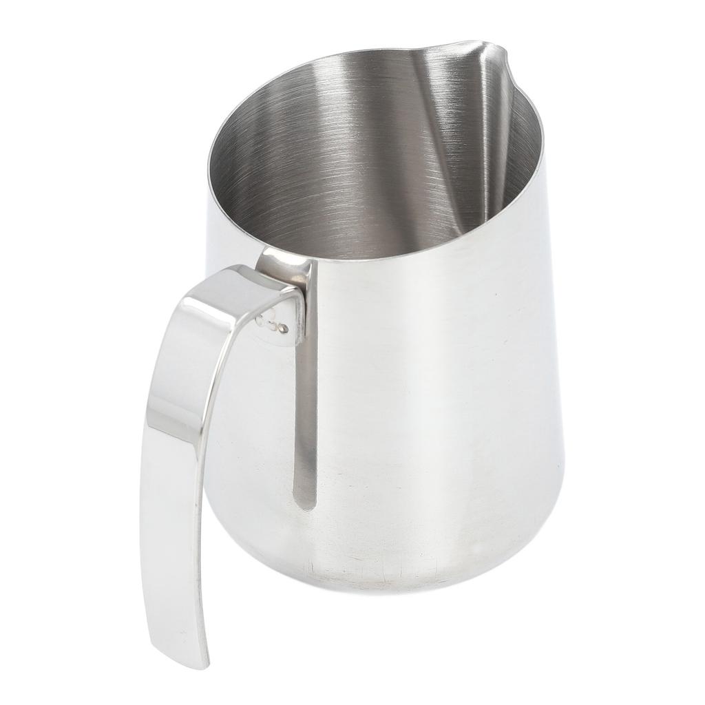 Lattiera per Montare il Latte Acciaio Inossidabile 304 Tazza Crema Latte Art Caffè Lattiera per Vapore con Beccuccio Inclinato e Scala per