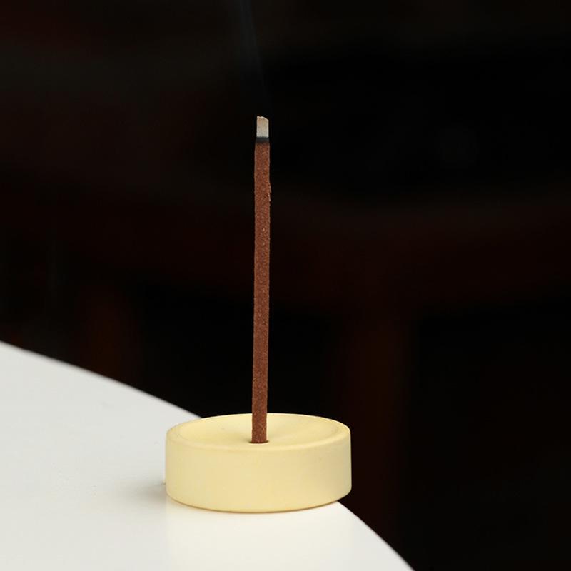 Ying Xiang Yuan Pine Cone Incense Sticks - 10g Woody Scent for Indoor Purification