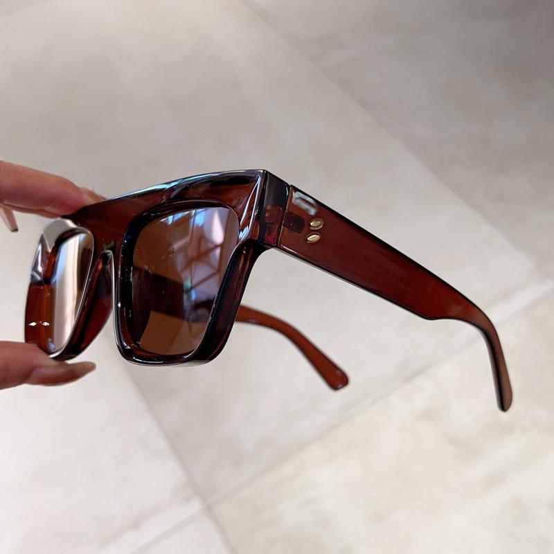 Big Frame Square Rivet Sunglasses Women For Men Fashion Vintage Trend Sun Glasses Luxury Brand Designer Punk Flat Top Shades