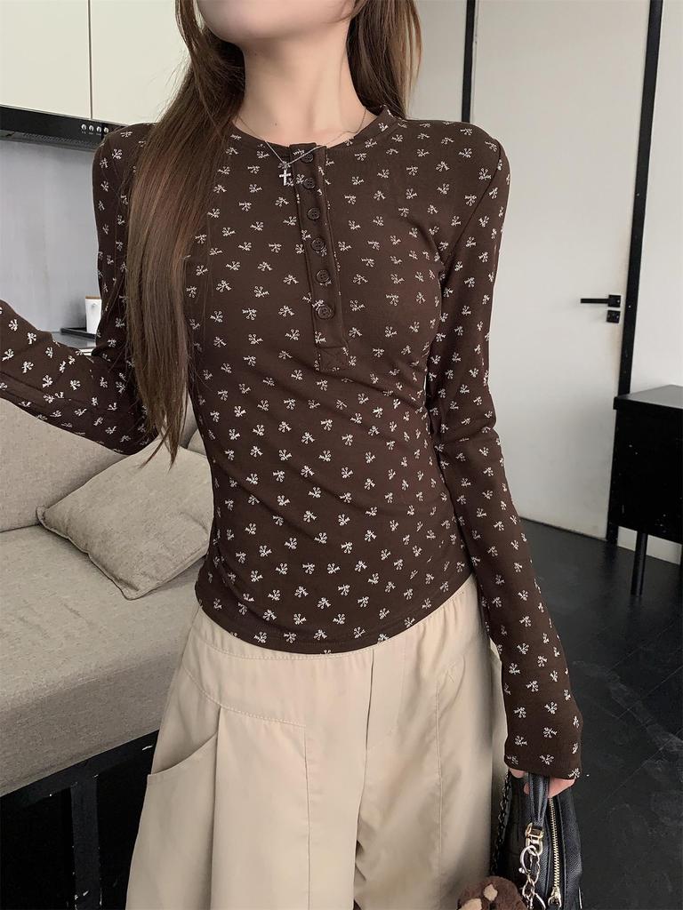 Apricot Floral Slimming Long Sleeve T-shirt - Chic & Warm Women's Inner Layer Top