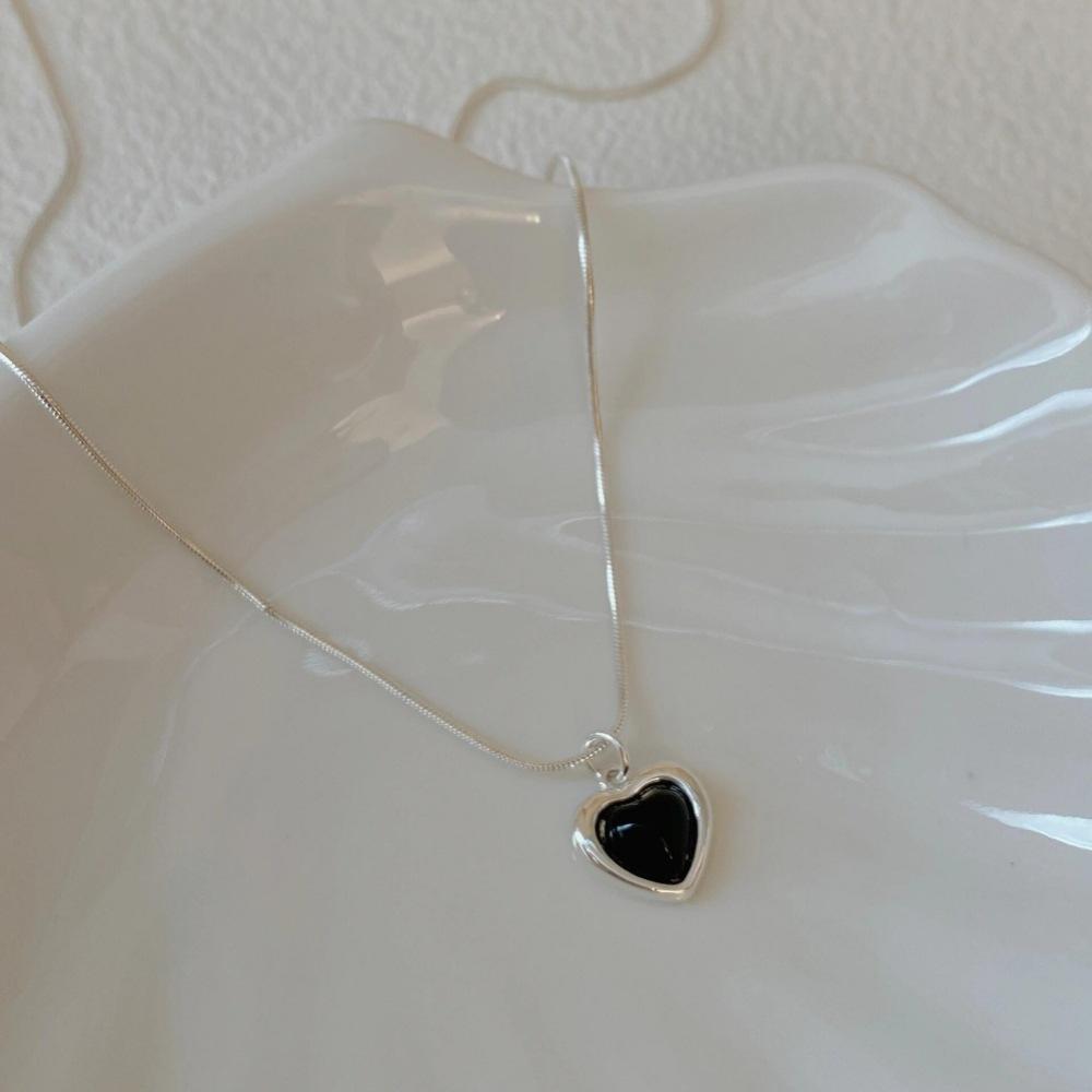 Pearl Butterfly Necklace Female Design Sense High Sense Does Not Fade Accessories Collarbone Chain Tide