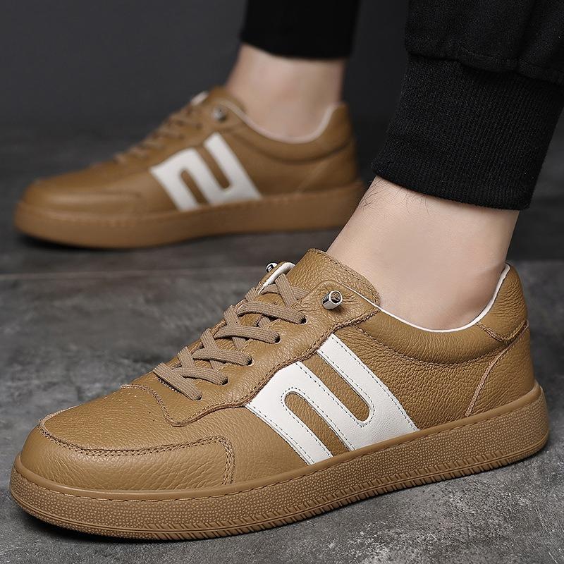 The first layer of cowhide new men's casual shoes genuine leather breathable trendy shoes men's shoes versatile board shoes men's shoes