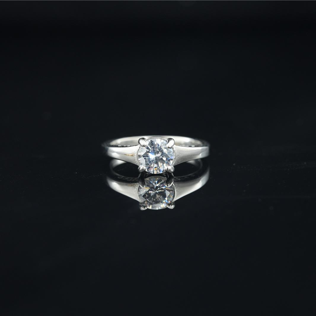 

2026 Fashion Korean Edition Ring Women s Moissanite Diamond Ring Wedding Jewelry Proposal Gift Simple and Elegant Accessories no. 5