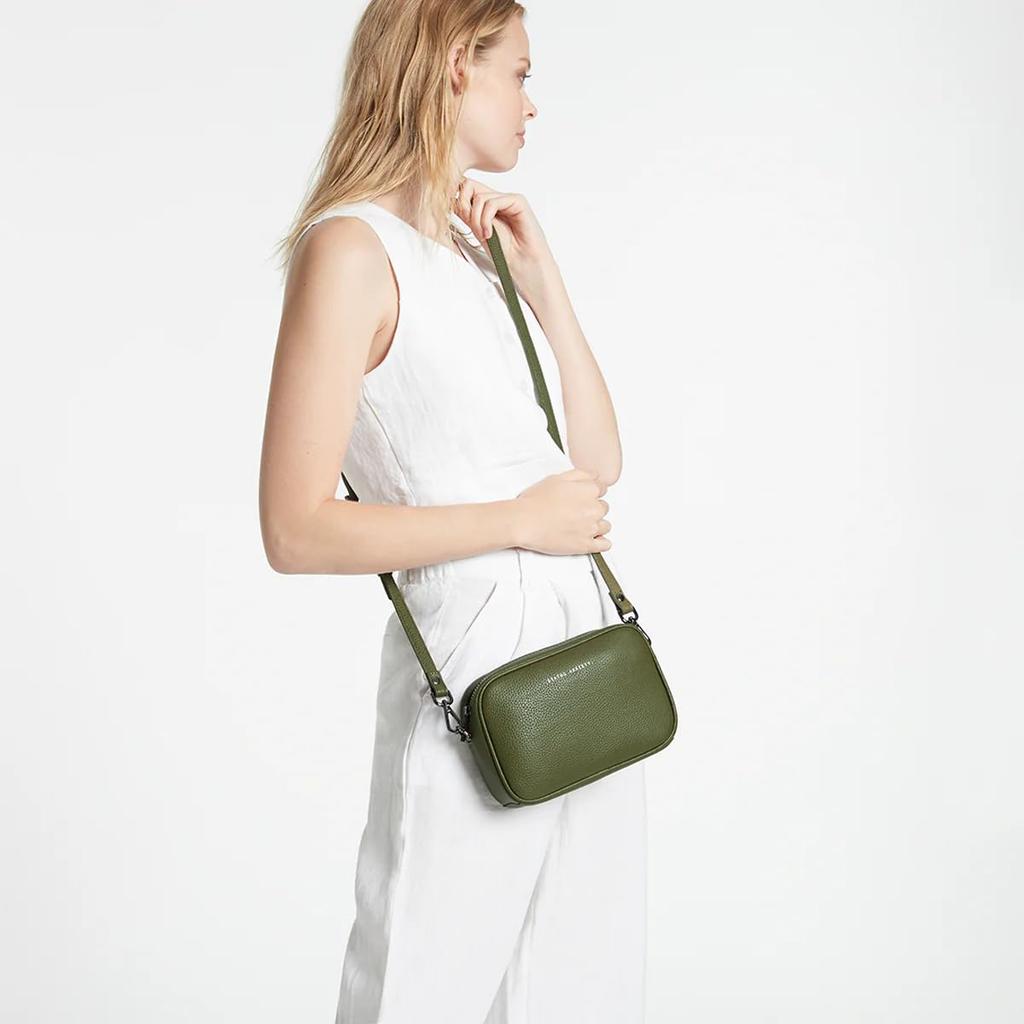 Status Anxiety PLUNDER Shoulder Crossbody Leather Bag with Made of Cowhide Korean Khaki Bag, Women's, Bag, Strap, Leather, Style,