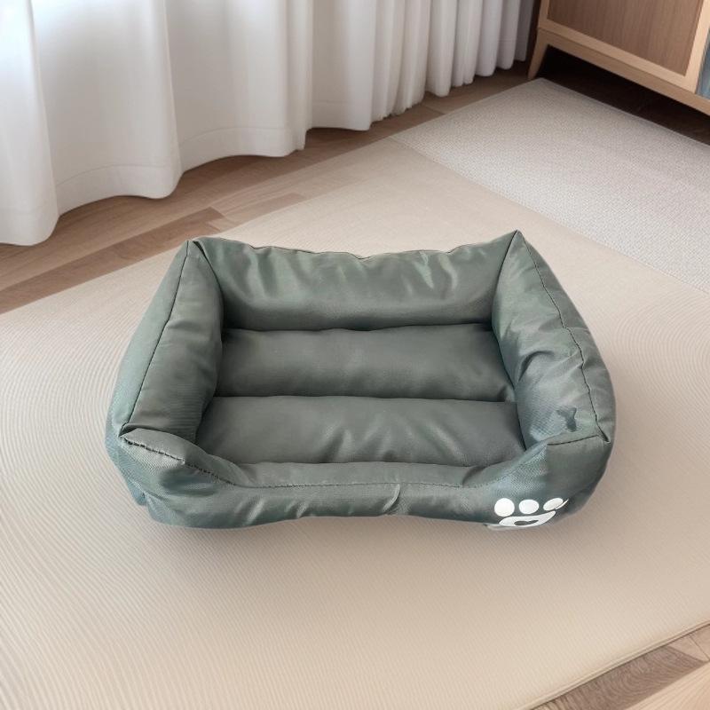 All-Season Waterproof Tear-Resistant Pet Bed for Dogs and Cats