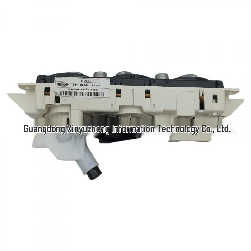 Silver Air Conditioning Switch for Ford Focus 2009+ Model - Part No. 9M59-19980AA