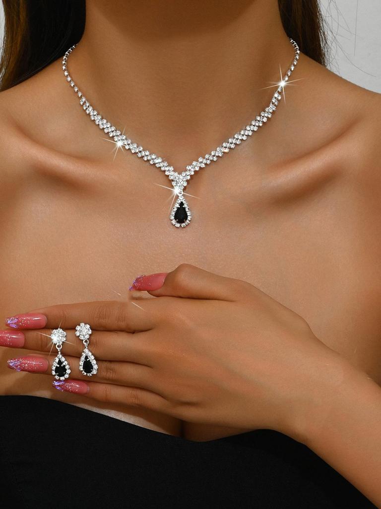 Elegante Set di Collana e Orecchini con Strass per Matrimoni