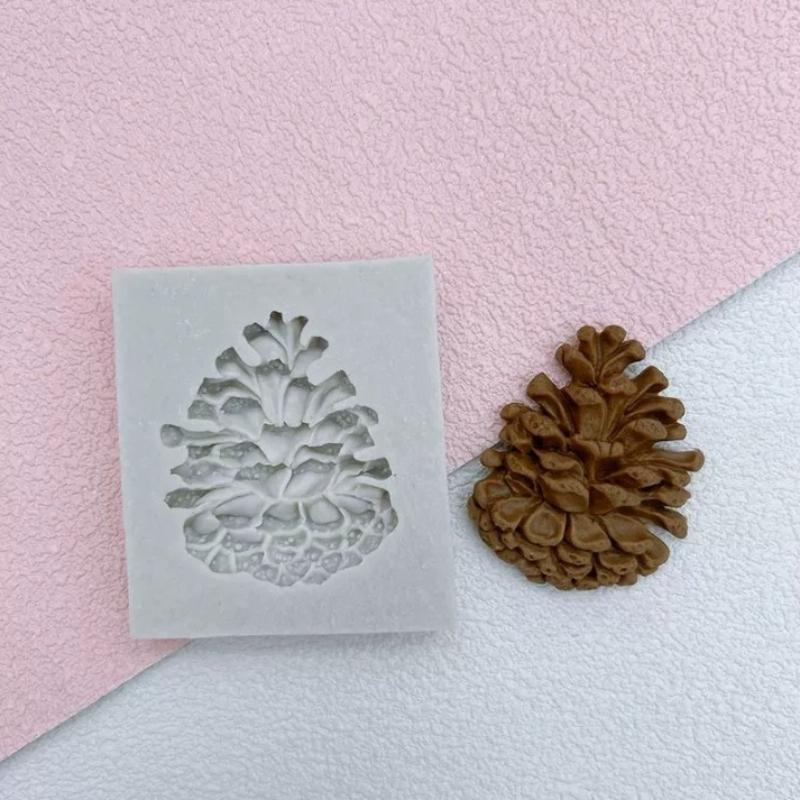 Pine Cone Mold Sugarcraft Mold 3D Christmas Pine Cones Shape DIY Decoration Baking Tools for Wedding Birthday Party Christmas