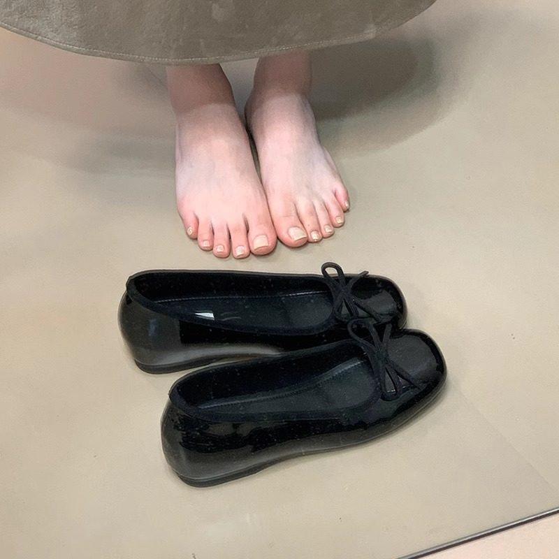 

First encounter season bow red single shoes women s 2026 versatile lazy flat-bottomed ladyshoes increase in height 40 чорний