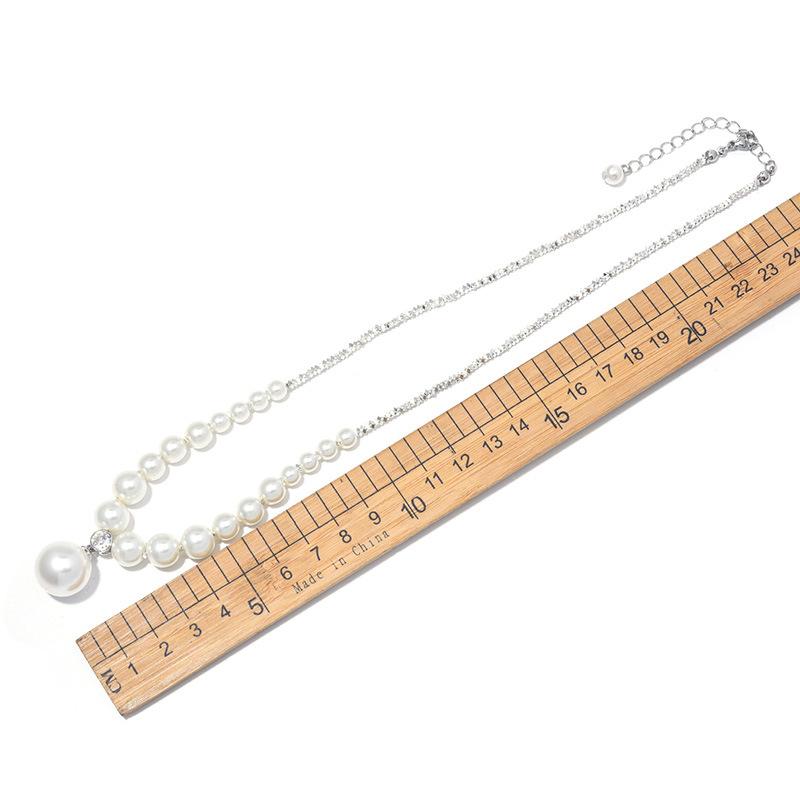 A Pearl Zircon Pendant Is Added To The Same Style of Pearl Necklace for Womens Light Luxury