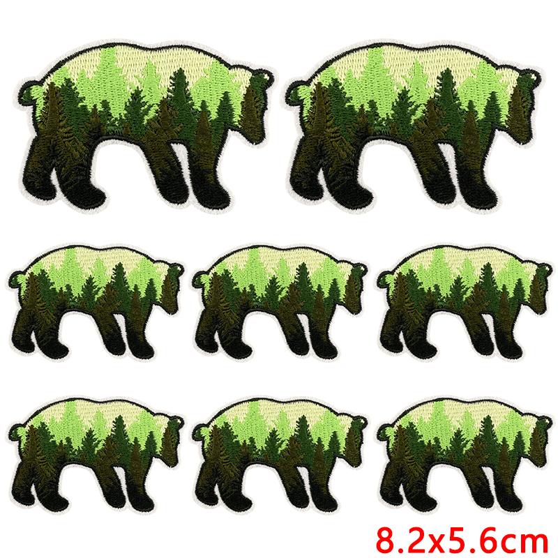10uds Venta al por mayor Parches Bordados de Osos Animales de Dibujos Animados Paisajes Naturales Parches Termoadhesivos DIY Sombreros Chaquetas Insignia para Coser Decoración