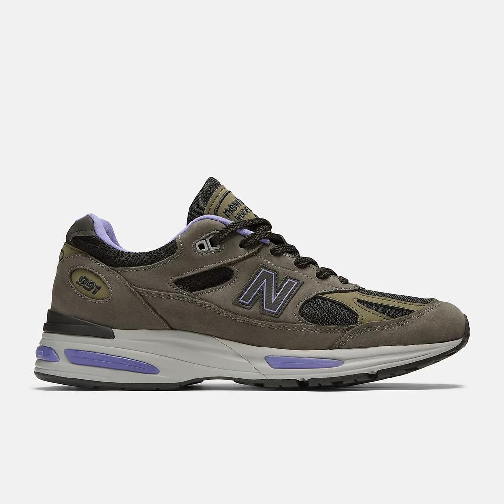 U991GP2 New Balance 991V2 Raven (Men's)