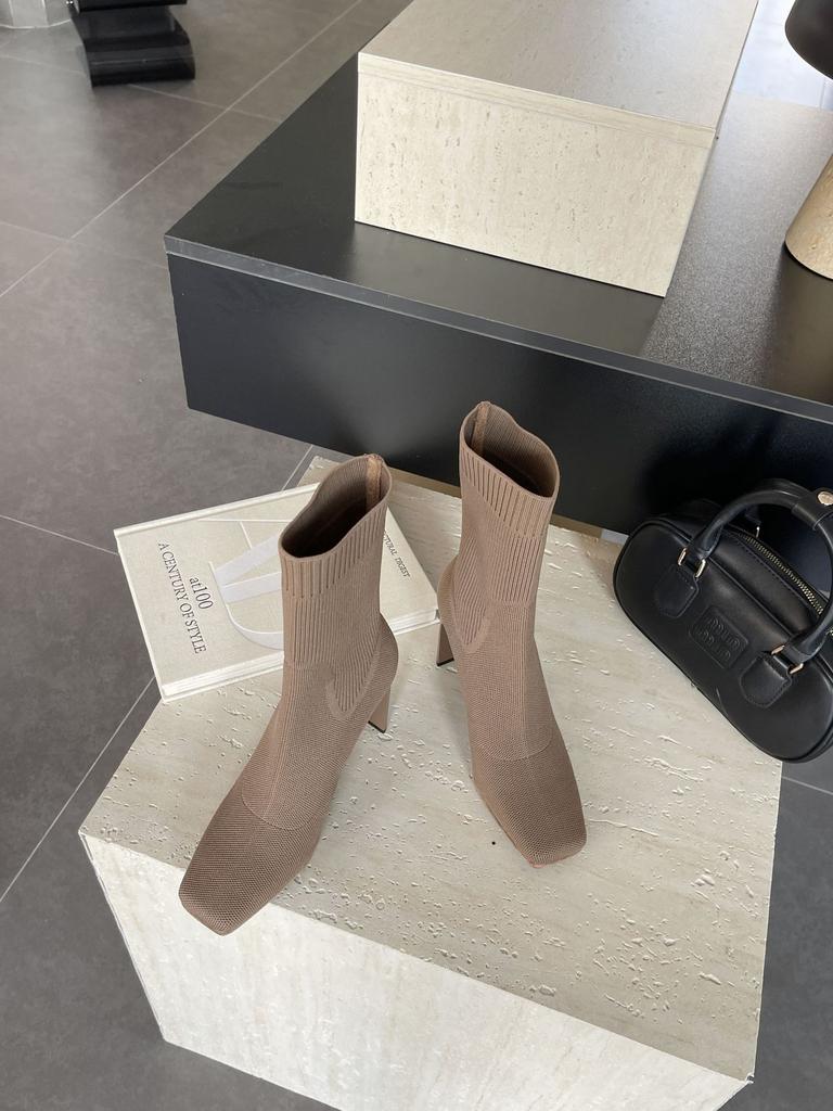 Bottes chaussettes à talons hauts à talons épais à bout carré pour femmes automne et hiver 2025 nouvelles bottes élastiques tricotées bottes en laine mi-mollet slim pour femmes
