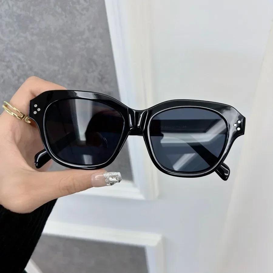 Vintage Women Fashion Square Sunglasses Retro Black Sun Glasses Female Male Eyewear