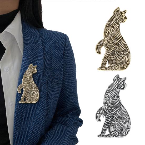 Brooch Pin Cat Shape Retro Style Distressed Badge Wear-Resistant Rust-Proof Suit Lapel Badge Clothing Decoration