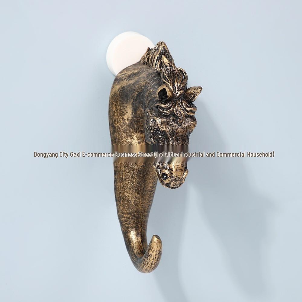 Европейский Олень Голова Смола Крючок: Декоративная настенная голова животного для ключей, шляп и одежды.