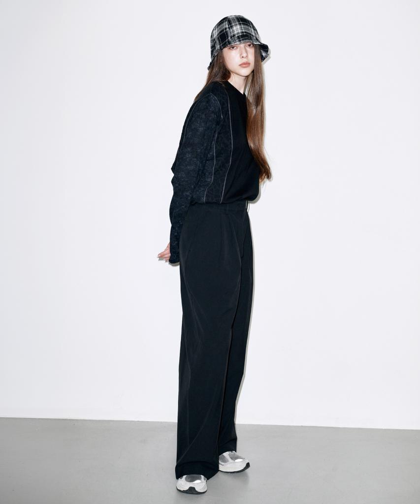 Koldeubeullaengkis Oversized Six-Panel Cotton Bucket Hat Black Check