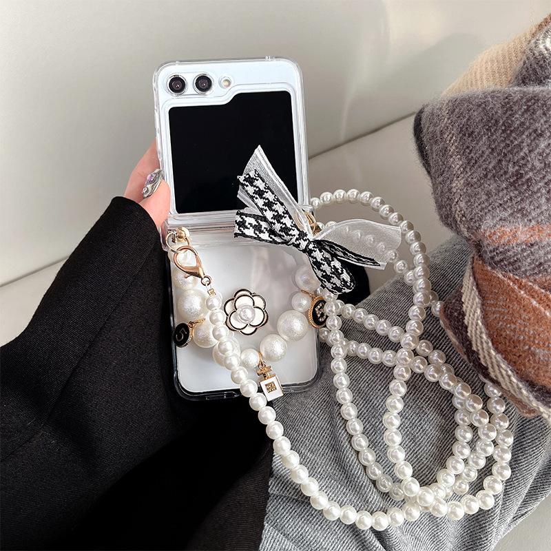 Transparent Ins Style Phone Case for Samsung Zflip6 Foldable Screen Flip W24flip Pearl Hand-held Chain Flower