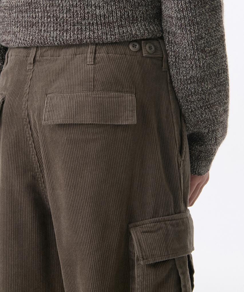 Musinsa Standard Corduroy Parachute Cargo Pants [Taupe]